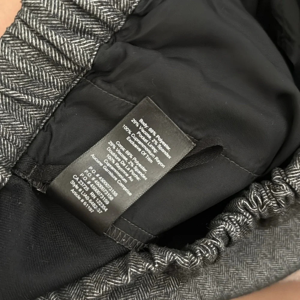 Aritzia The Group Babaton Drawstring Dress Pant (M) - Picture 6 of 6
